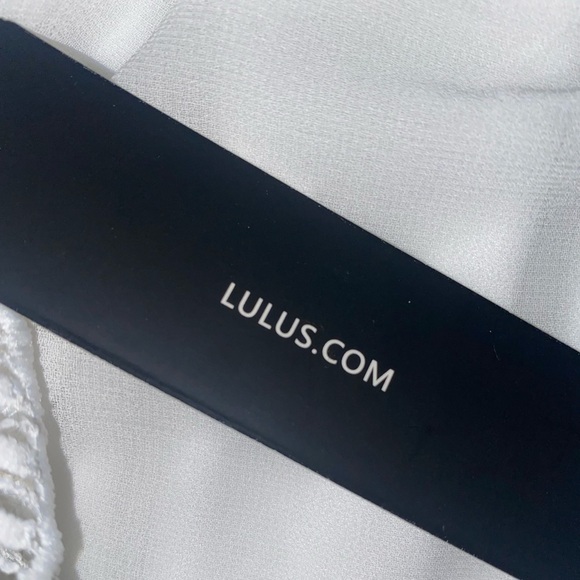 Lulu’s Lace Maxi Wedding Dress in WHT Size Small - Picture 11 of 16